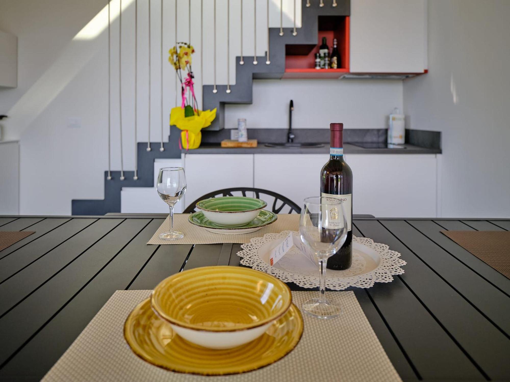 Villa Sunny Lake Suites Bardolino Exterior foto