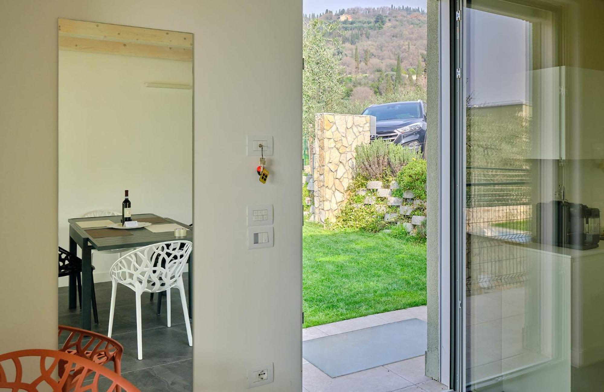 Villa Sunny Lake Suites Bardolino Exterior foto