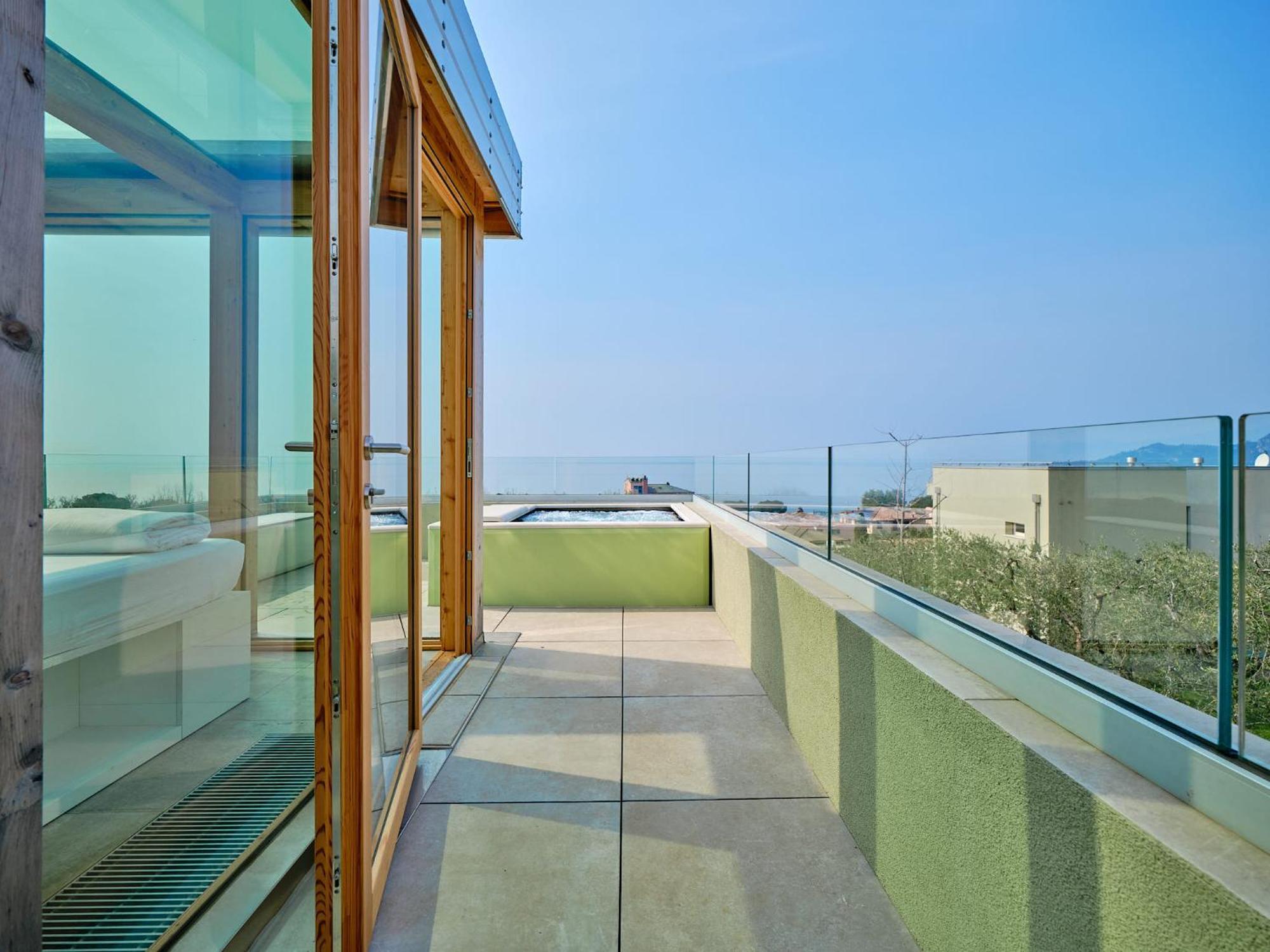 Villa Sunny Lake Suites Bardolino Exterior foto