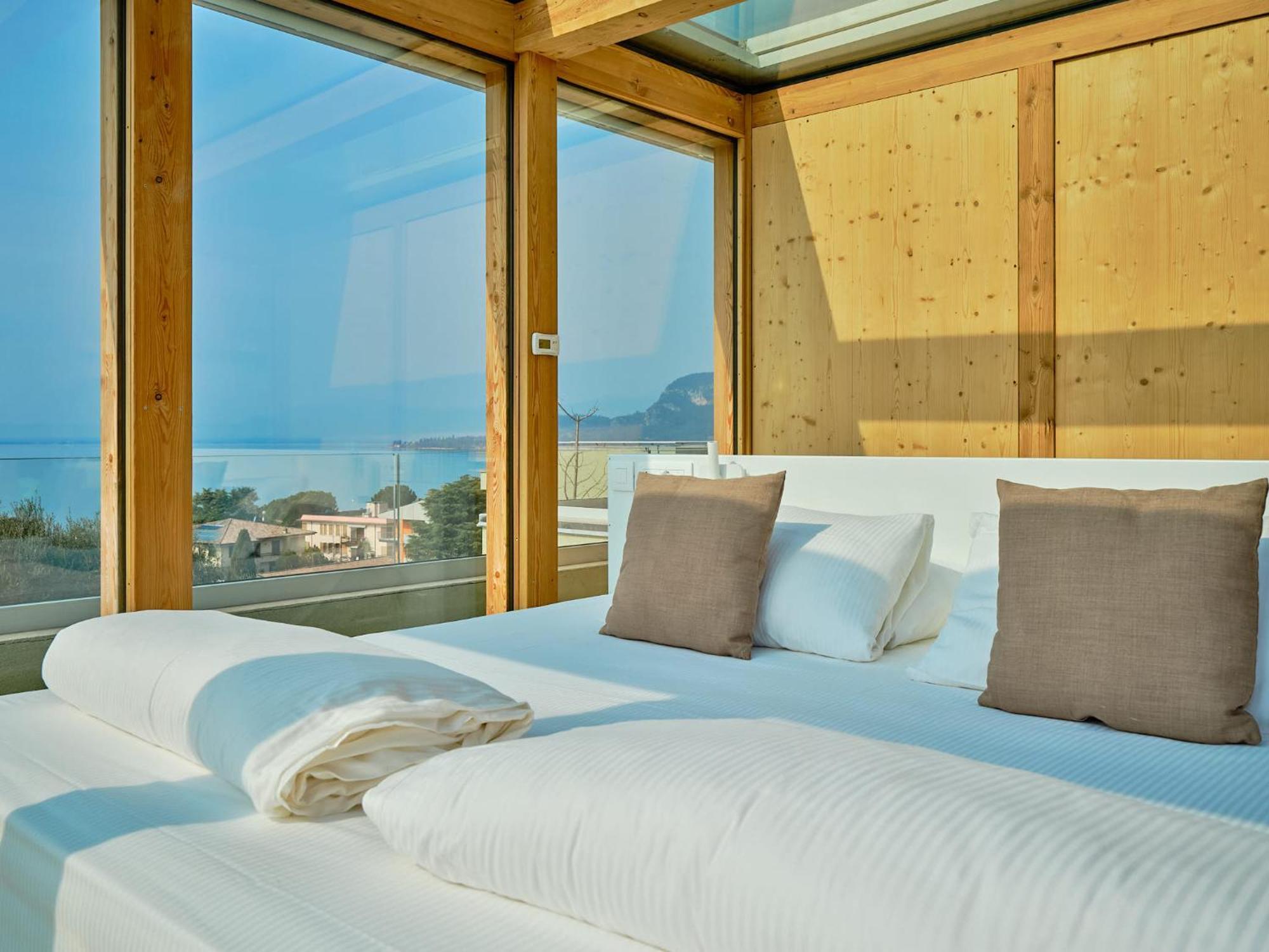 Villa Sunny Lake Suites Bardolino Exterior foto