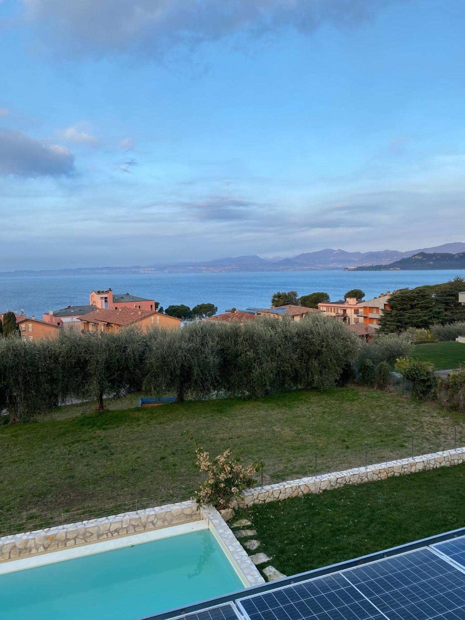 Villa Sunny Lake Suites Bardolino Exterior foto